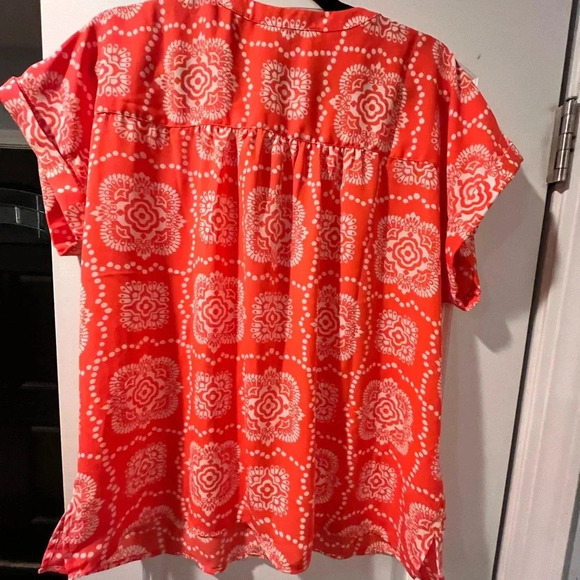 ~Ann Taylor~ Blouse - Large - Picture 5 of 8